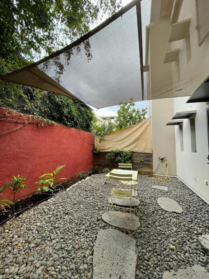 100 Rue Suffren Apartment Saint Pierre Luaran gambar