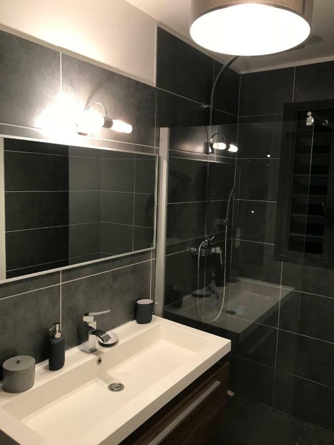 100 Rue Suffren Apartment Saint Pierre Luaran gambar