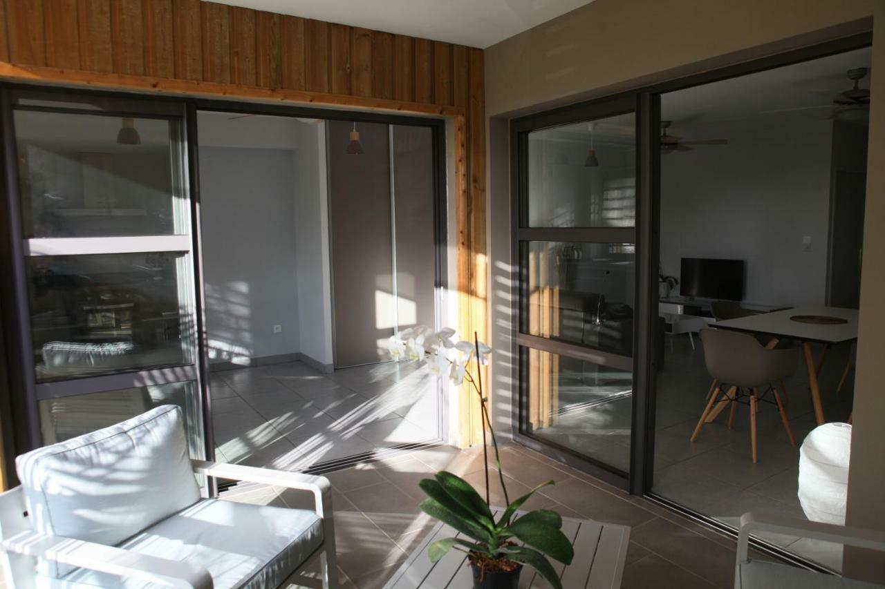 100 Rue Suffren Apartment Saint Pierre Luaran gambar